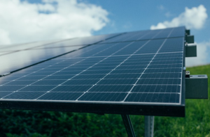 Cemig abre seleção para investir até R$ 50 milhões em energia solar com baterias no agronegócio mineiro