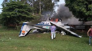 Queda de avião de pequeno porte deixa dois mortos em São Paulo