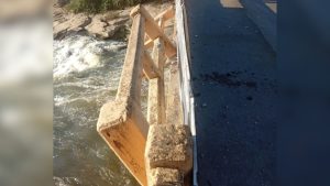 Veja vídeo: Prefeita Janete detalha recuperação do guarda-corpo da Ponte do Niterói e pede paciência à população