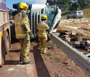 Acidente grave deixa um morto na BR-381, em Itatiaiuçu