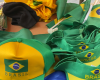 VÍDEOS: Clima de Copa anima comércio de Divinópolis; saiba também o palpite do torcedor