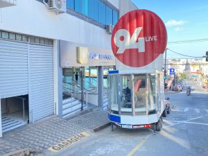 Estúdio Móvel 94 LIVE participa da inauguração da Base Deccor