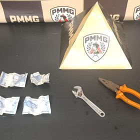 Homem é preso por tentativa de furto no Centro de Divinópolis