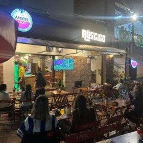 Torcedor aposta em vitória do Brasil e convida para acompanhar a Copa em Divinópolis