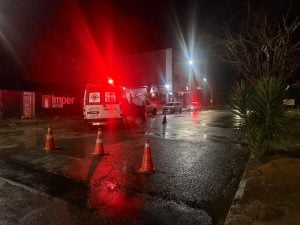 Idosa é atropelada na Rua Pernambuco, em Divinópolis