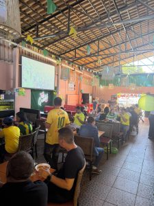 Torcedores apostam em vit&oacute;ria do Brasil sobre o Jap&atilde;o e pedem Neymar em campo
