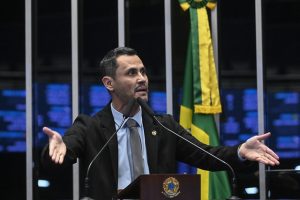 VÍDEO: Cleitinho diz que Lula será bem-vindo em Divinópolis: ‘Esse hospital é do povo’