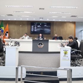 Reunião da Câmara tem sete matérias aprovadas e sobrestamento