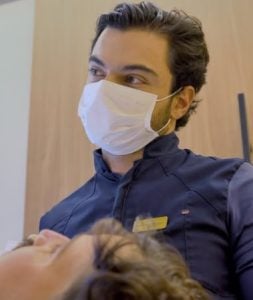 Implantes dentários garantem qualidade de vida e saúde para pacientes