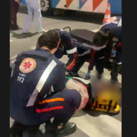 Idoso é atropelado na região central de Divinópolis