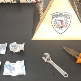 Homem é preso por tentativa de furto no Centro de Divinópolis