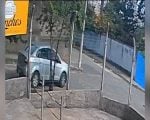 Veja o vídeo: Carro é roubado próximo ao Poliesportivo do Niterói, em Divinópolis