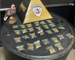 PM apreende 28 buchas de maconha ap&oacute;s den&uacute;ncia de tr&aacute;fico em Ita&uacute;na