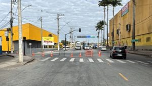 Av. Autorama, em Divinópolis, é interditada para obras de correção no asfalto