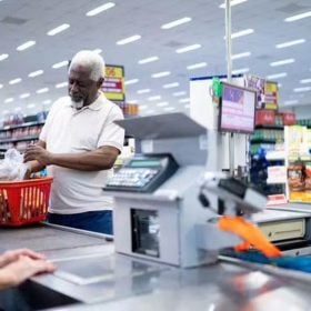 Comércio em funcionamento durante feriado após novas regras do Ministério do Trabalho