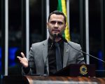 Adversários pensam em recorrer à Justiça contra candidatura de Cleitinho: o que diz a lei?