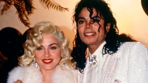 Madonna Confessions II lidera Billboard 200 e divide Top 10 com Thriller de Michael Jackson