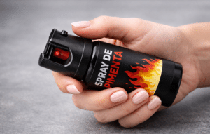 Senado aprova projeto que libera spray de pimenta para defesa pessoal de mulheres