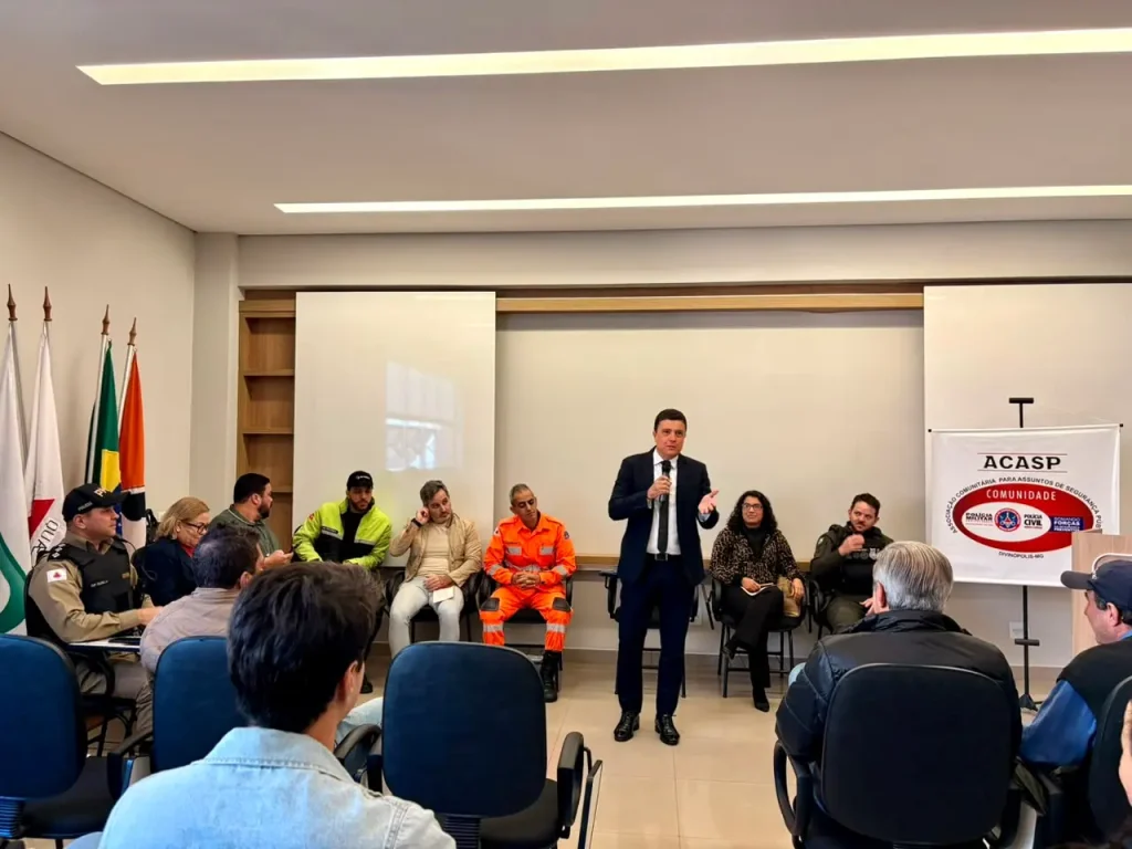 ACASP debate furtos, tumulto no Centro Socioeducativo e campanha da rua em Divin&oacute;polis