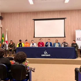 ACASP debate trânsito e moradores de rua em reunião na Unifenas
