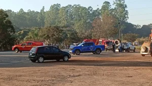 Acidente na BR-494 com atendimento do SAMU em Divinópolis