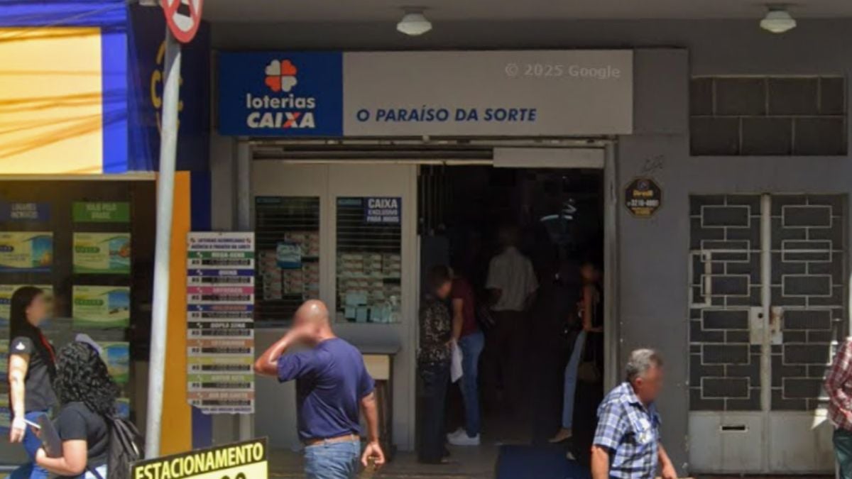 Lotérica 'O Paraíso da Sorte', em Divinópolis, onde o apostador venceu o prêmio máximo da Mega-Sena.