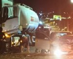 Batida entre carro e carreta deixa três feridos em Bom Despacho