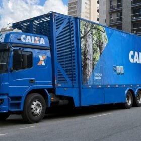 Caminhão da Caixa oferece negociação de dívidas no Centro de Divinópolis