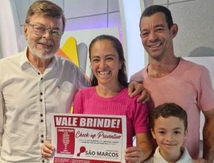 Ganhadora do Roletrando, Maria Geralda de Carmo do Cajuru retirou o seu prêmio no programa Jorge Neto
