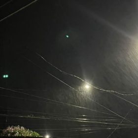 Chuva 'do nada' em julho chama a atenção de moradores em Divinópolis