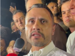 Republicanos define futuro de Cleitinho nesta segunda-feira e ele está preparado para disputa afirma Eduardo Azevedo