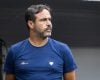 Artur Jorge critica postura de repórter em coletiva após derrota do Cruzeiro
