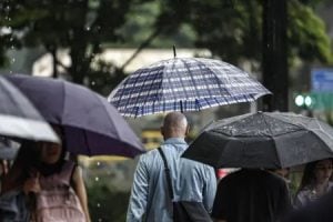 Alerta de tempestade e granizo atinge 48 cidades de Minas Gerais nesta sexta-feira