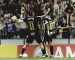 Bernard celebra centésima vitória pelo Atlético e relembra trajetória de retorno ao clube