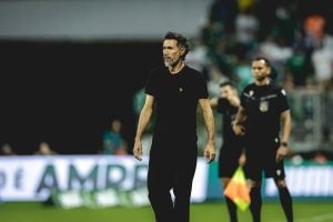 Domínguez reforça foco ao comparar Palmeiras e Juventude e antecipa duelo de oitavas da Copa do Brasil