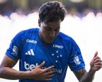 Cruzeiro vence amistoso com o Defensor em manhã de testes de Artur Jorge