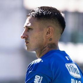 Ofensividade e personalidade: como foi a estreia de Rojas com a camisa do Cruzeiro