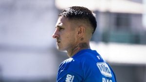 Ofensividade e personalidade: como foi a estreia de Rojas com a camisa do Cruzeiro