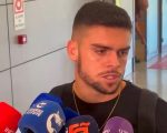 Gabriel Pec desembarca em Confins para assinar com o Cruzeiro
