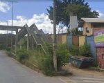 Moradores de Belo Horizonte denunciam ato obsceno em passarela de escola