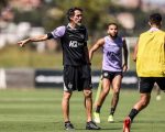 Eduardo Domínguez ressalta a relevância da intertemporada para aprimorar o Atlético