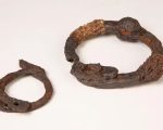 Descoberta de grilhões de ferro na França revela comércio de escravos na Idade do Ferro