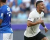 Desfalcado, Cruzeiro perde para o Botafogo no Mineirão