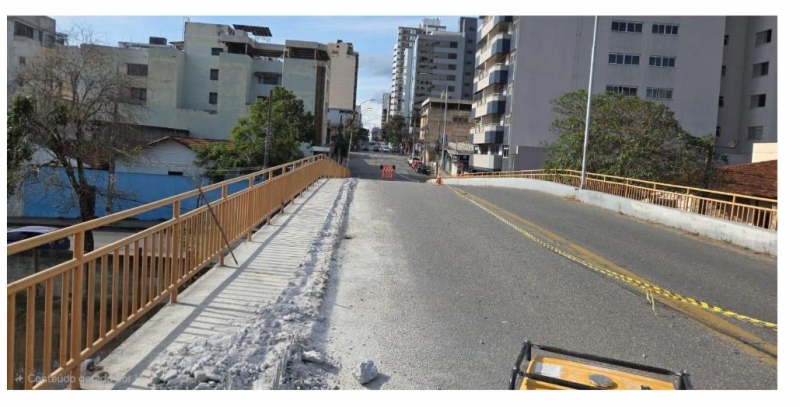 Viaduto do Esplanada terá trânsito liberado nos dois sentidos neste sábado e domingo antes da retomada das obras na segunda-feira.