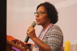 Divinópolis recebe assessora do Leste II da CNBB para roda de conversa