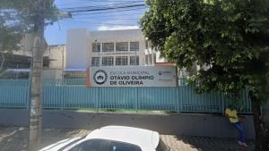 Escolas municipais retomam aulas em Divinópolis após dias de greve dos professores