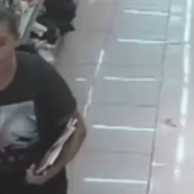 Furto em loja de Divinópolis registrado por câmeras de segurança