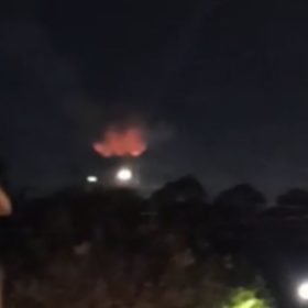 Unidade da Gerdau em Divinópolis, onde moradores relataram estrondos e fumaça escura no alto-forno