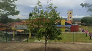 Manifestação da greve dos servidores em Divinópolis em frente ao Diviprev