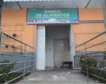 Homem em fuga da PM invade Banco de Alimentos de Divinópolis, mas é contido por servidores